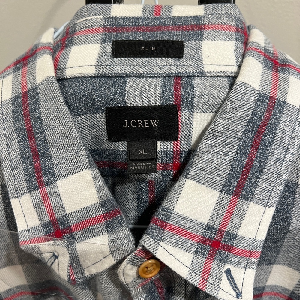 Men’s JCrew Plaid Shirt - Picture 2 of 3